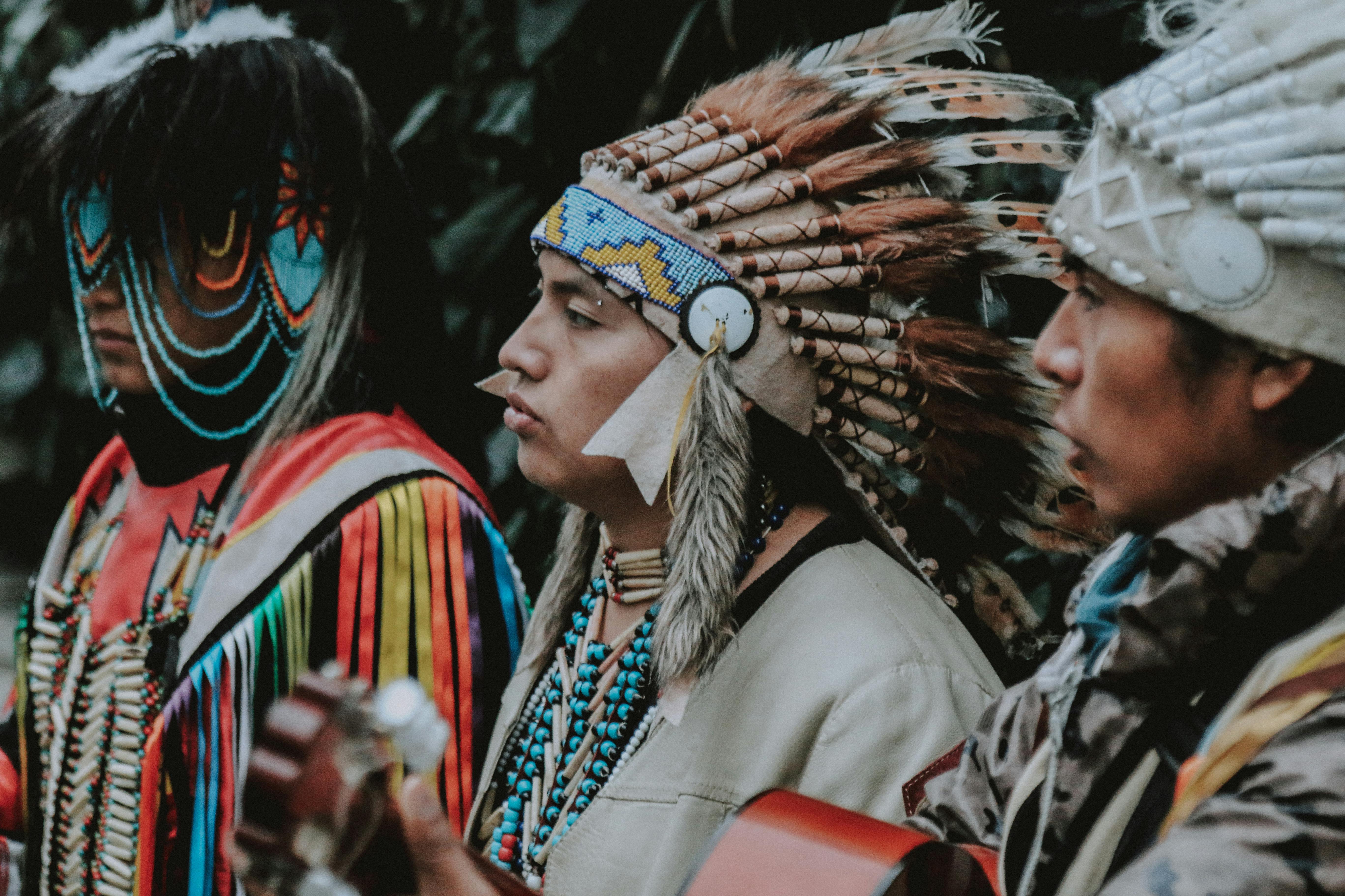 native Americans in their traditional attire | Source: Pexels